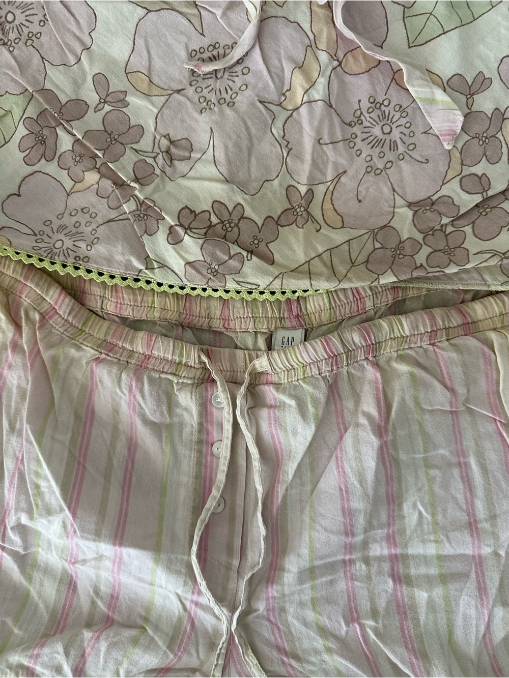 Soft Pink Floral Cami & Shorts Pajama Set with Green Trim - Picture 2 of 4